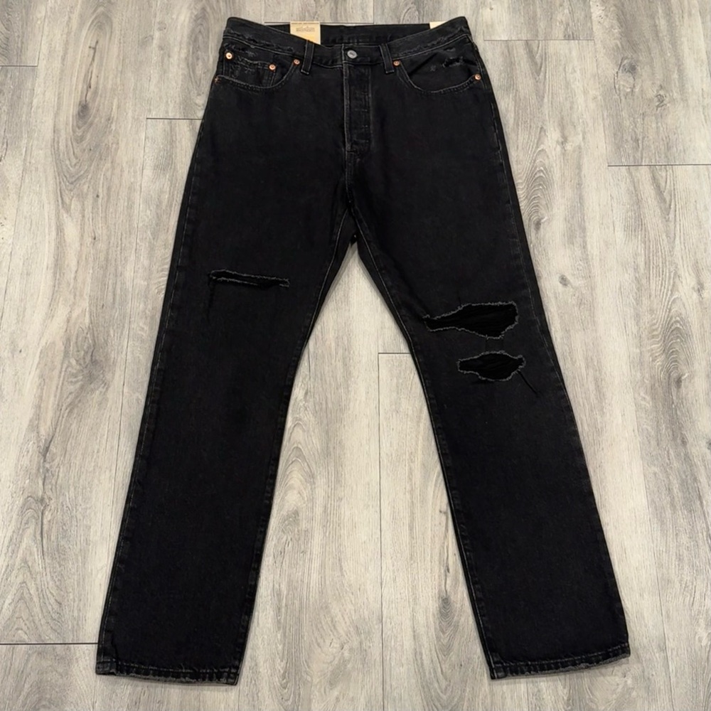 Levi's Casual Distressed Black Denim High Rise Straight Leg Jeans
